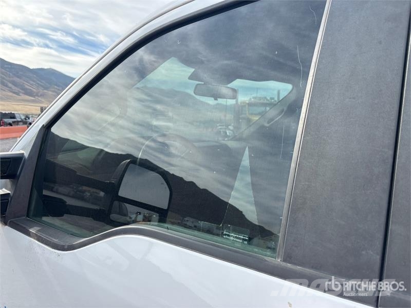 Ford F-250 XL 4x4 Crew Cab Pickup Άλλα Vans