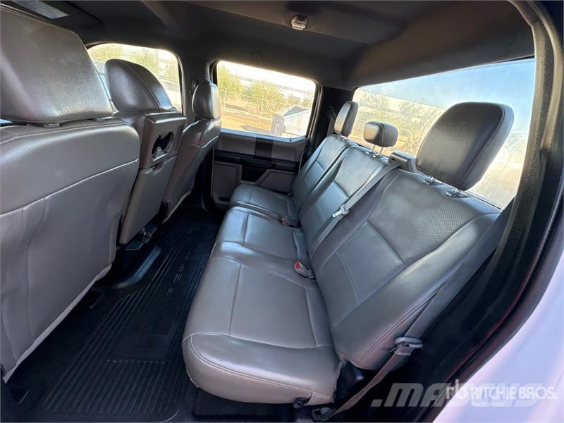 Ford F-250 XL 4x4 Crew Cab Pickup Citi
