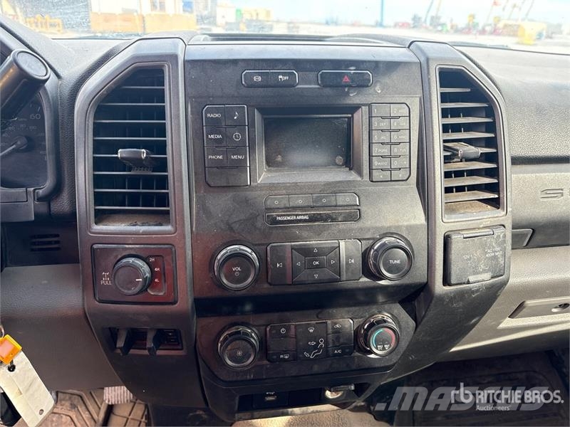 Ford F-250 XL 4x4 Crew Cab Pickup Άλλα Vans