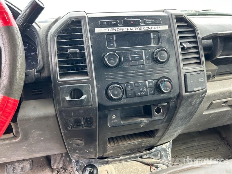 Ford F-250 XL 4x4 Crew Cab Pickup Citi