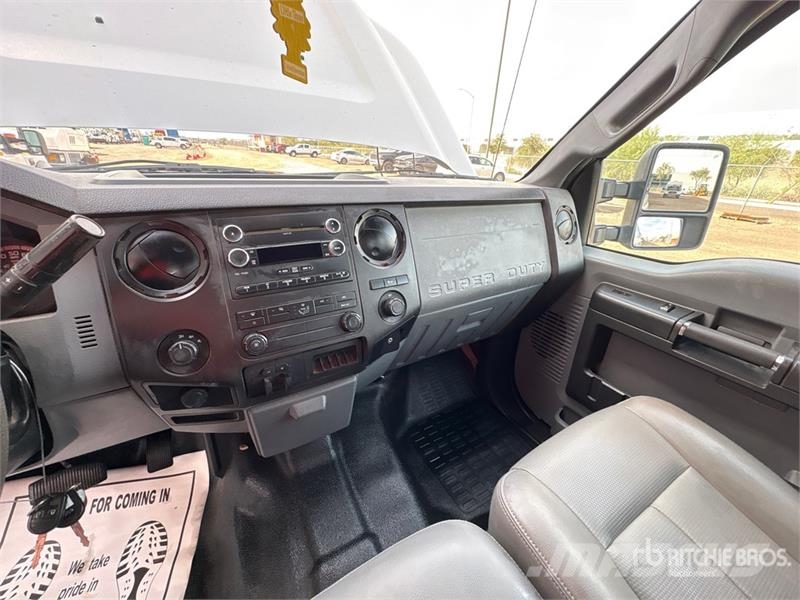 Ford F-250 XL 4x4 Crew Cab Pickup Anders