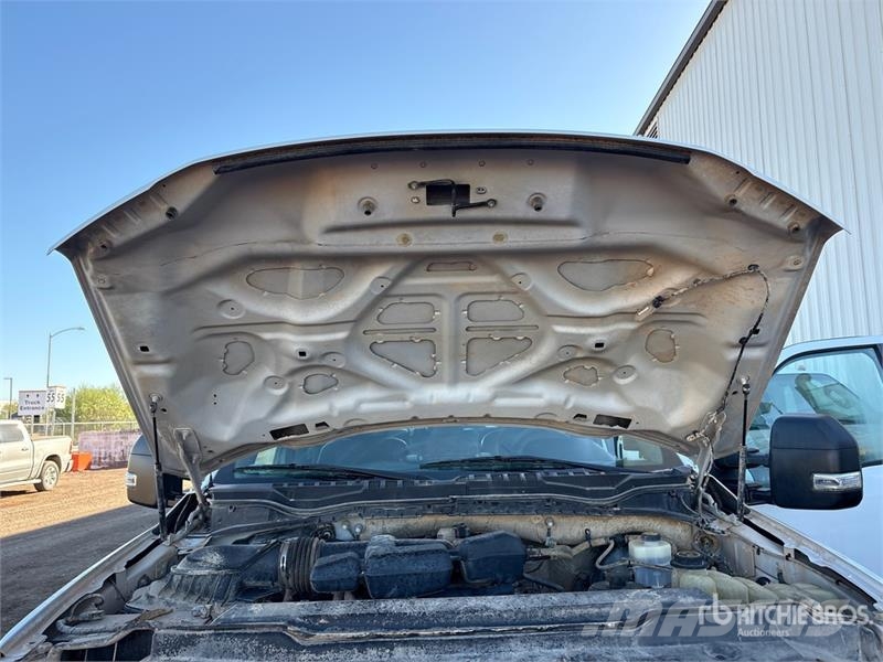 Ford F-250 XL 4x4 Crew Cab Pickup Citi