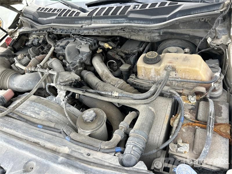 Ford F-250 XL 4x4 Crew Cab Pickup Citi