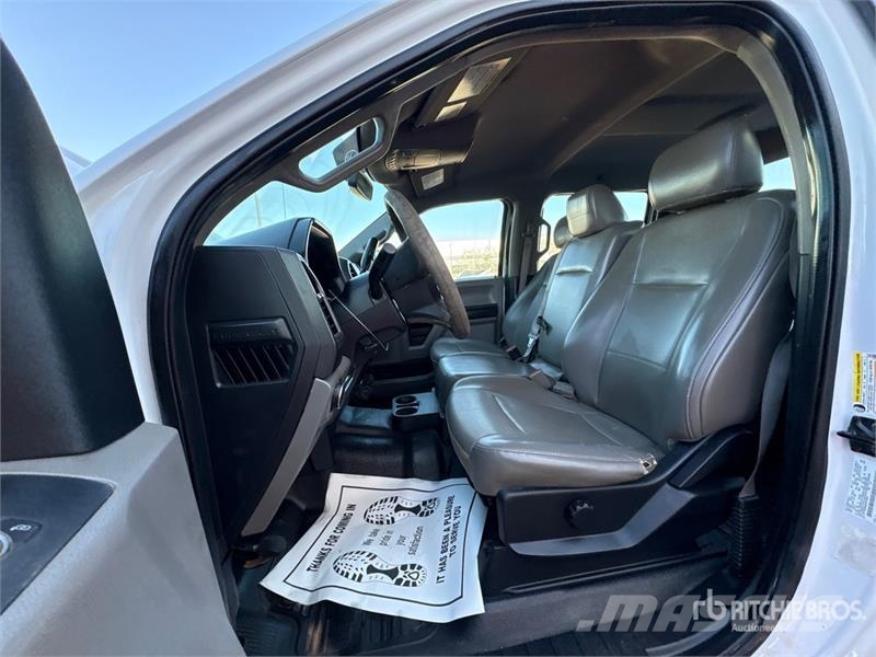 Ford F-250 XL 4x4 Crew Cab Pickup Citi