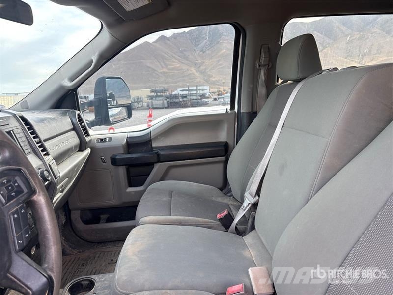 Ford F-250 XL 4x4 Crew Cab Pickup Άλλα Vans