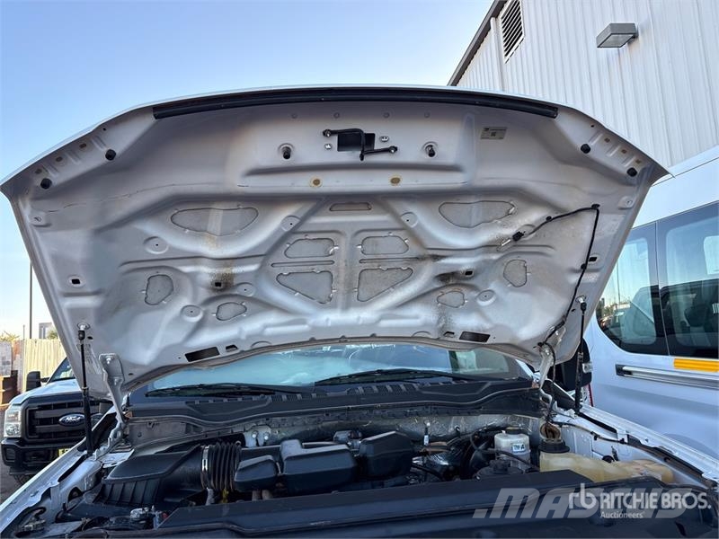 Ford F-250 XL 4x4 Crew Cab Pickup Citi