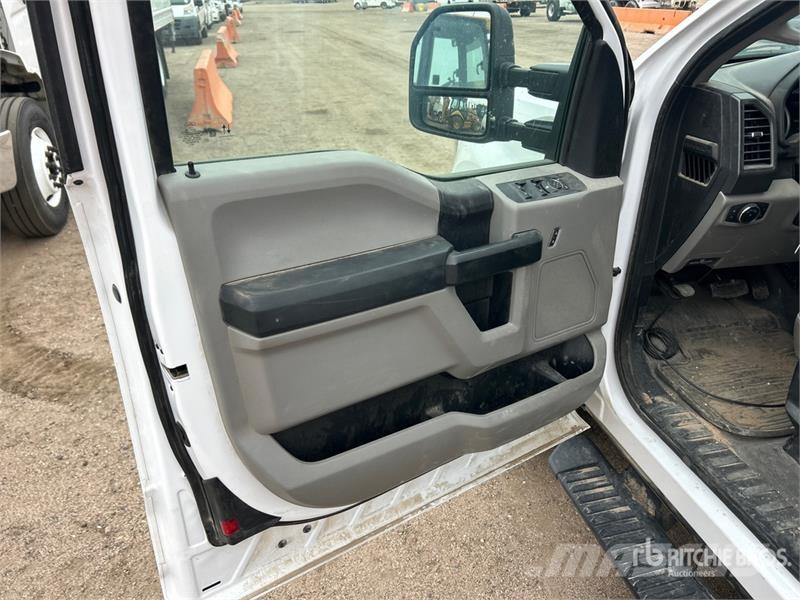 Ford F-250 XL 4x4 Extended Cab Pickup 其他