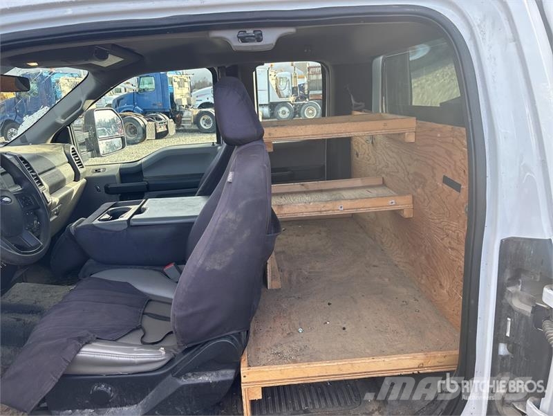 Ford F-250 XL 4x4 Extended Cab Pickup Citi