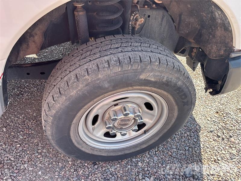 Ford F-250 XL 4x4 Extended Cab Pickup Andere Transporter
