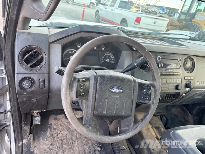 Ford F-250 XL 4x4 Extended Cab Pickup 其他