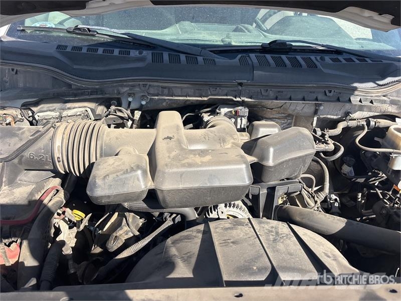 Ford F-250 XL 4x4 Extended Cab Pickup Ostalo