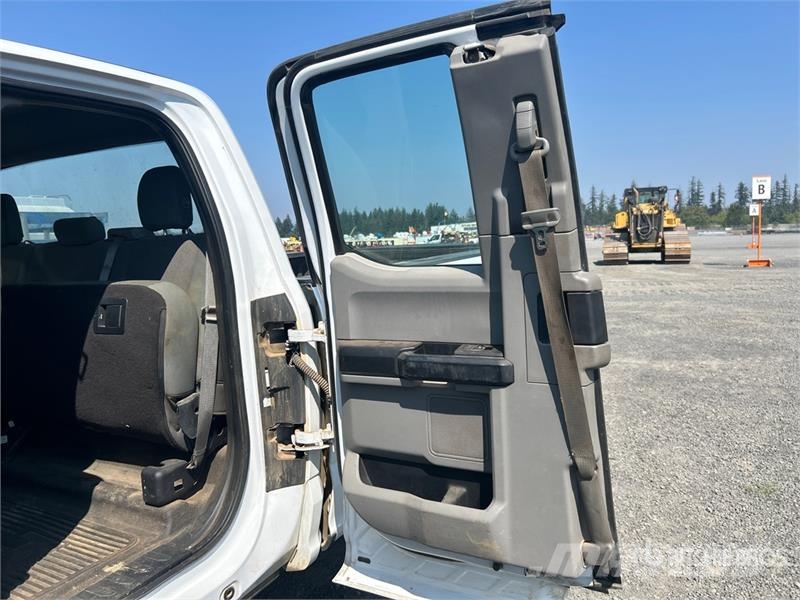 Ford F-250 XL 4x4 Extended Cab Pickup Other