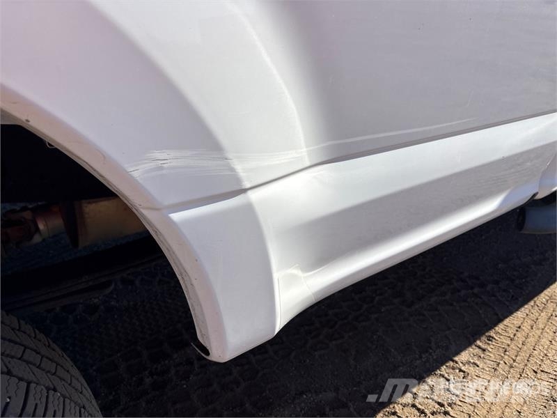 Ford F-250 XL 4x4 Extended Cab Pickup Ostalo