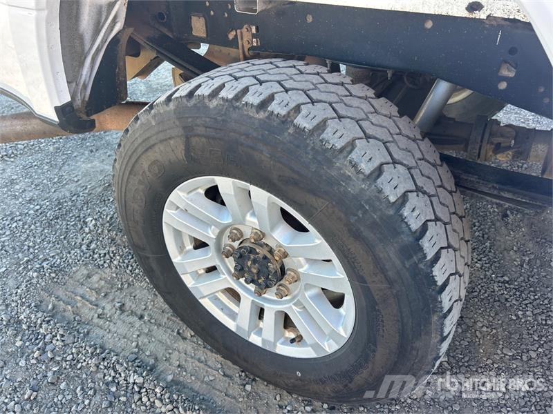 Ford F-250 XL 4x4 Extended Cab Pickup Прочие фургоны