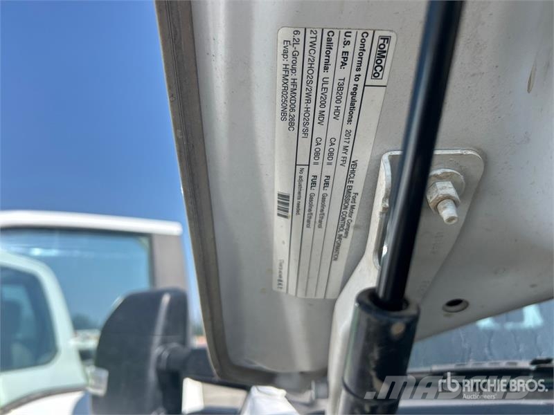 Ford F-250 XL 4x4 Extended Cab Pickup Other