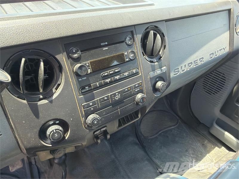 Ford F-250 XL 4x4 Extended Cab Pickup Άλλα Vans