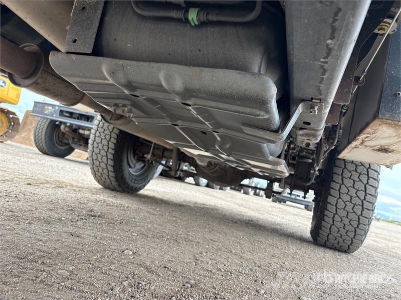Ford F-250 XL 4x4 Extended Cab Utility Truck Utilitaire benne