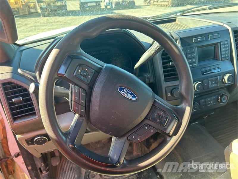 Ford F-250 XL 4x4 Extended Cab Pickup Прочие фургоны