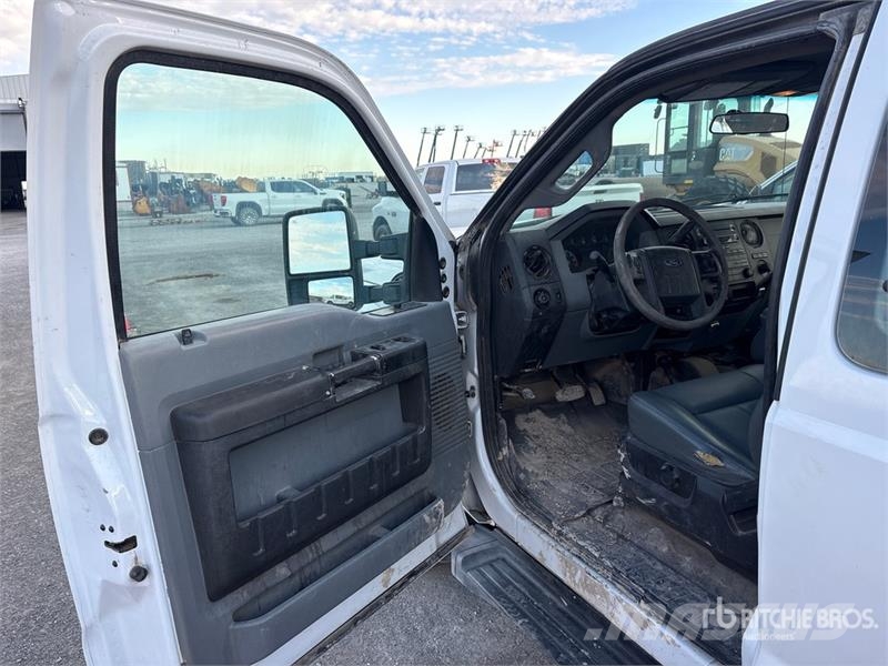Ford F-250 XL 4x4 Extended Cab Pickup 其他