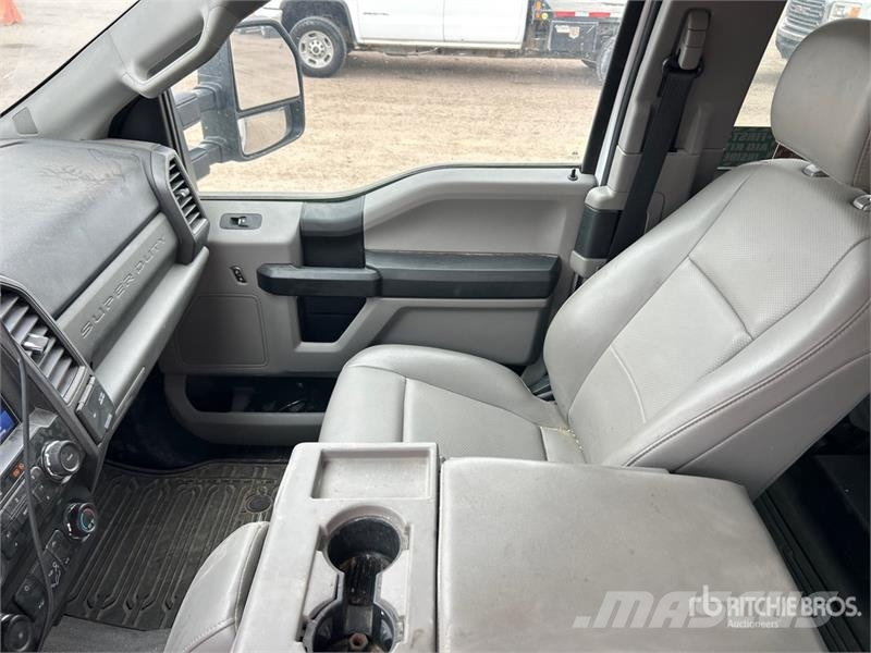 Ford F-250 XL 4x4 Extended Cab Pickup 其他