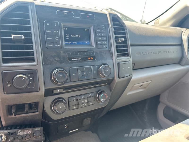 Ford F-250 XL 4x4 Extended Cab Pickup Other