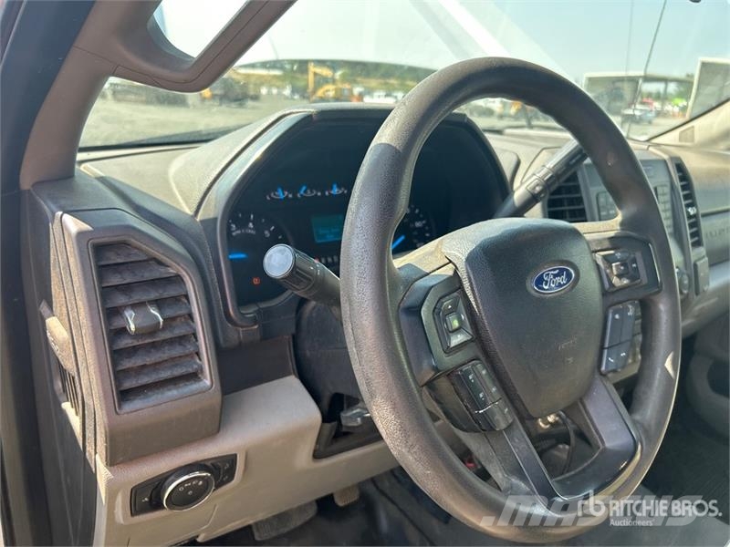 Ford F-250 XL 4x4 Extended Cab Pickup Other