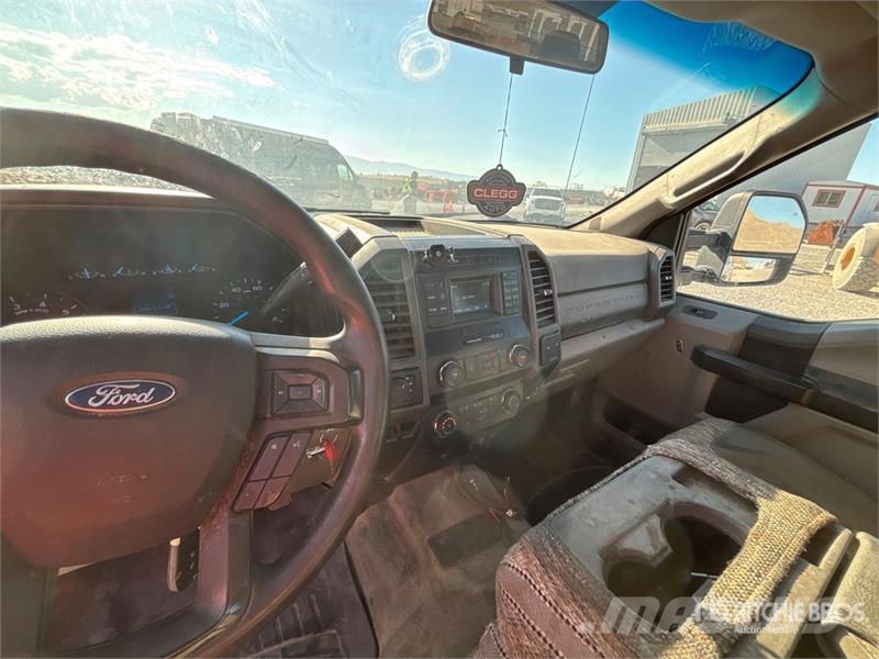 Ford F-250 XL 4x4 Extended Cab Pickup Anders