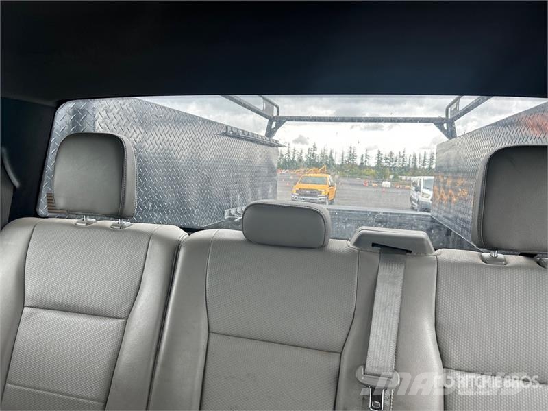 Ford F-250 XL 4x4 Extended Cab Pickup Ostalo