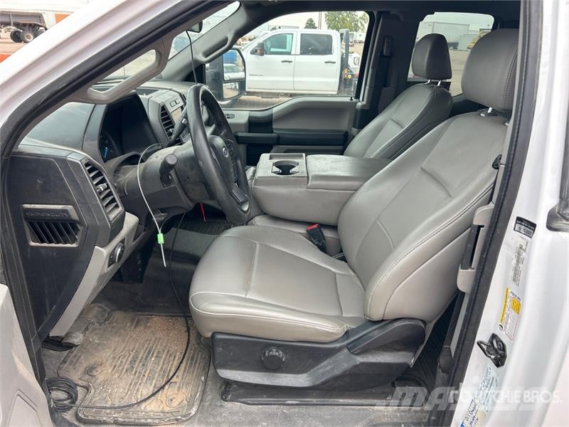 Ford F-250 XL 4x4 Extended Cab Pickup 其他