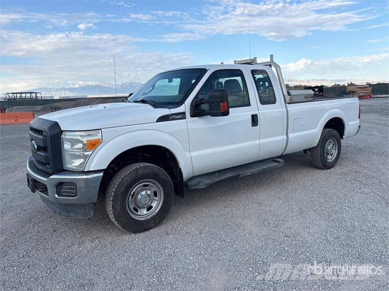 Ford F-250 XL 4x4 Extended Cab Pickup 其他