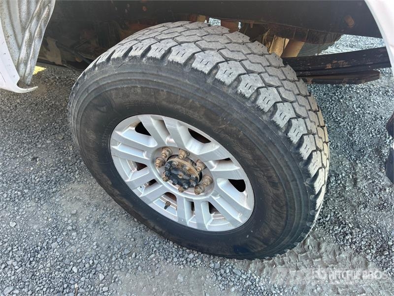 Ford F-250 XL 4x4 Extended Cab Pickup Прочие фургоны