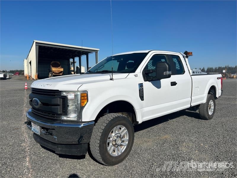 Ford F-250 XL 4x4 Extended Cab Pickup Прочие фургоны