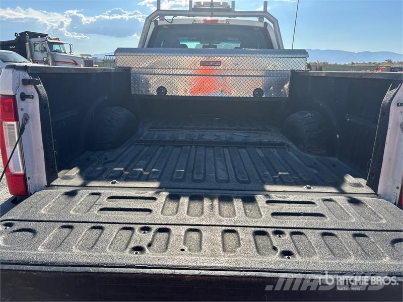 Ford F-250 XL 4x4 Extended Cab Pickup Anders