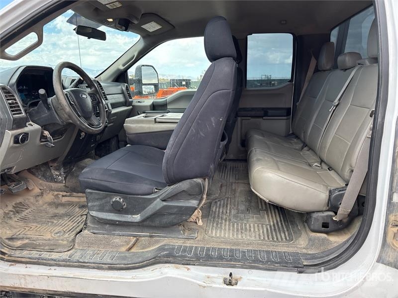 Ford F-250 XL 4x4 Extended Cab Pickup Ostalo