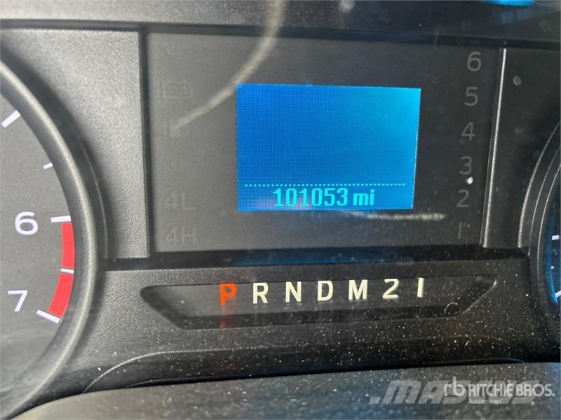 Ford F-250 XL 4x4 Extended Cab Pickup Ostalo