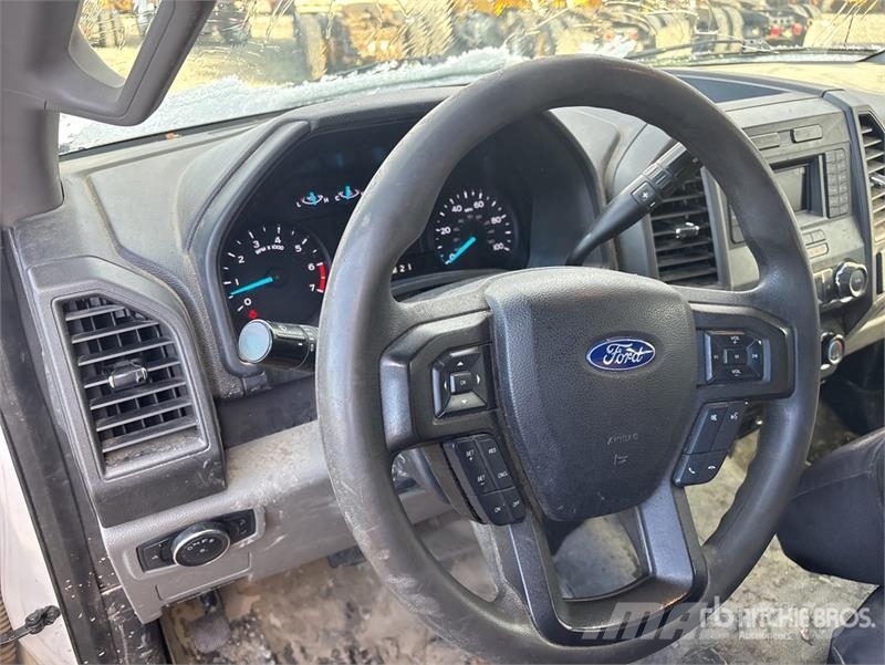 Ford F-250 XL 4x4 Extended Cab Pickup Citi