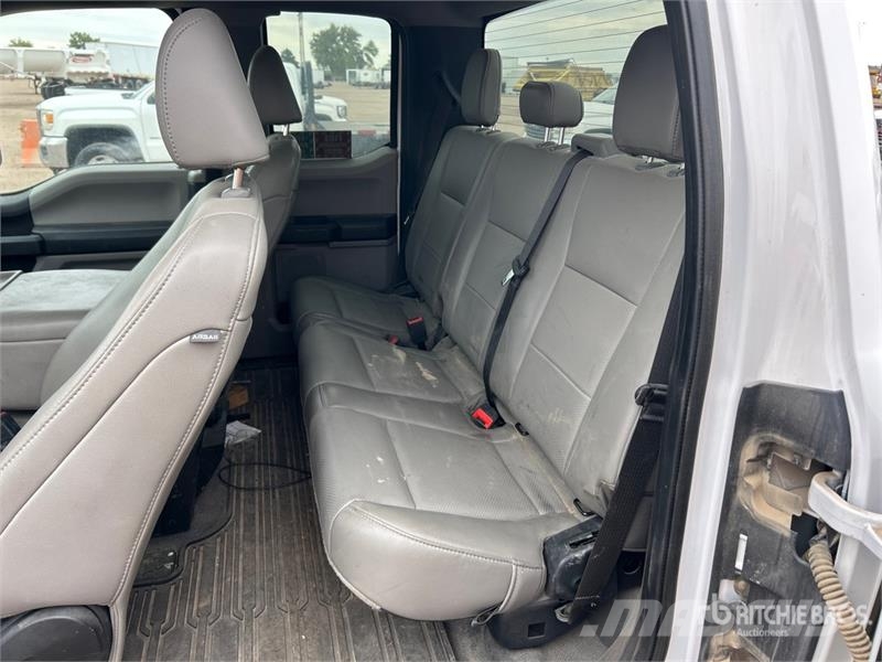 Ford F-250 XL 4x4 Extended Cab Pickup 其他
