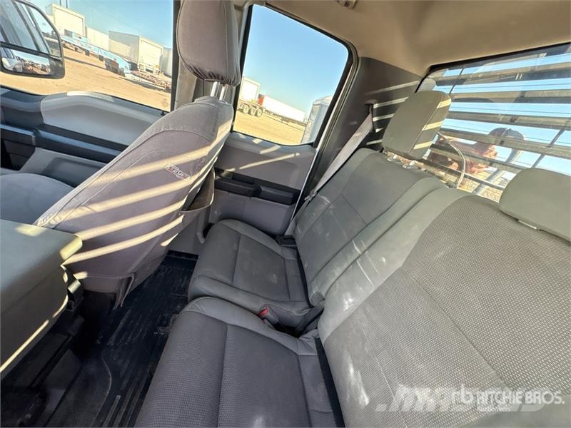 Ford F-250 XL 4x4 Extended Cab Pickup Ostalo