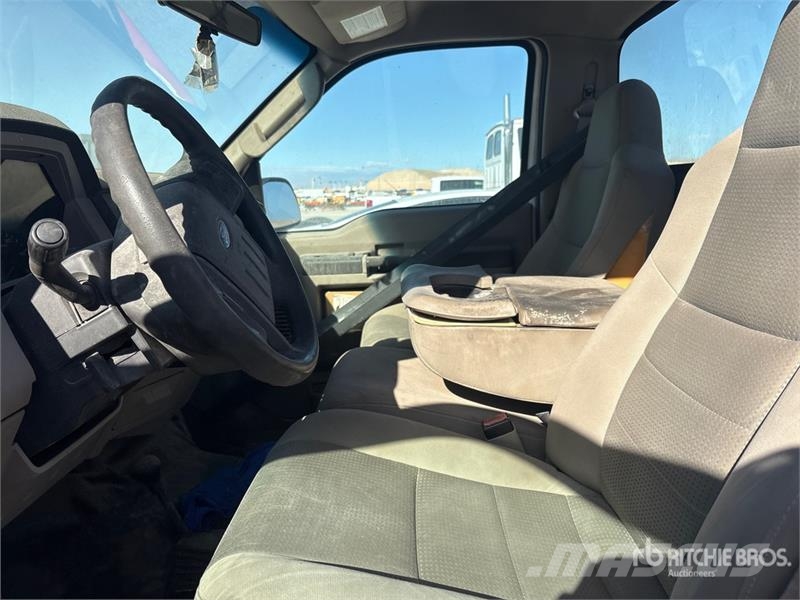 Ford F-250 XL 4x4 Pickup Altele