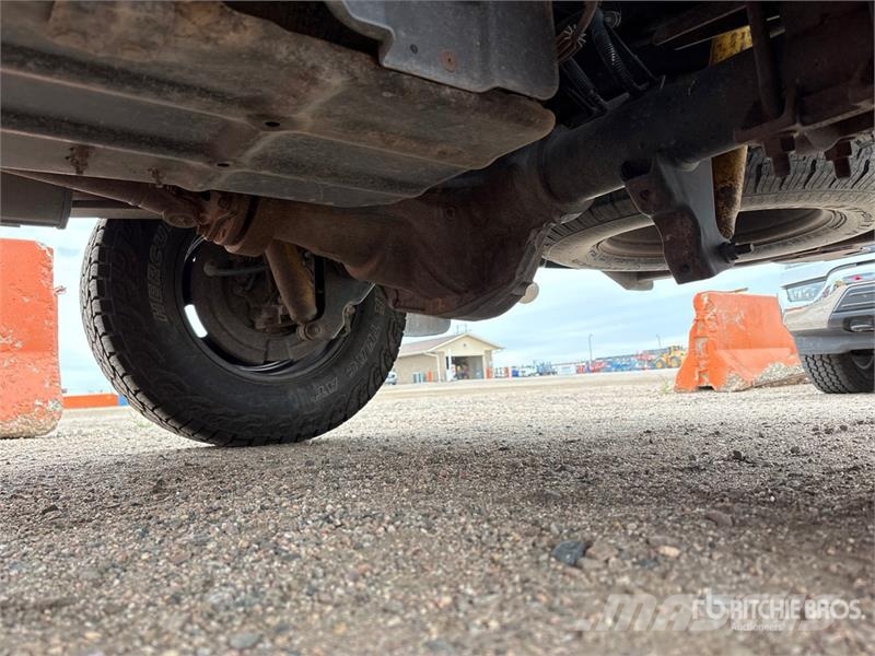 Ford F-250 XL 4x4 Pickup Andere Transporter