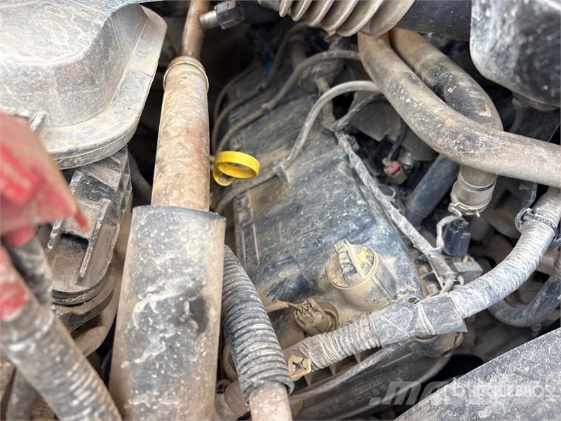 Ford F-250 XL 4x4 Pickup Egyéb