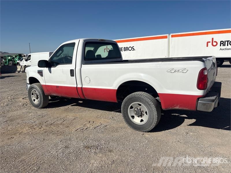 Ford F-250 XL 4x4 Pickup Altele