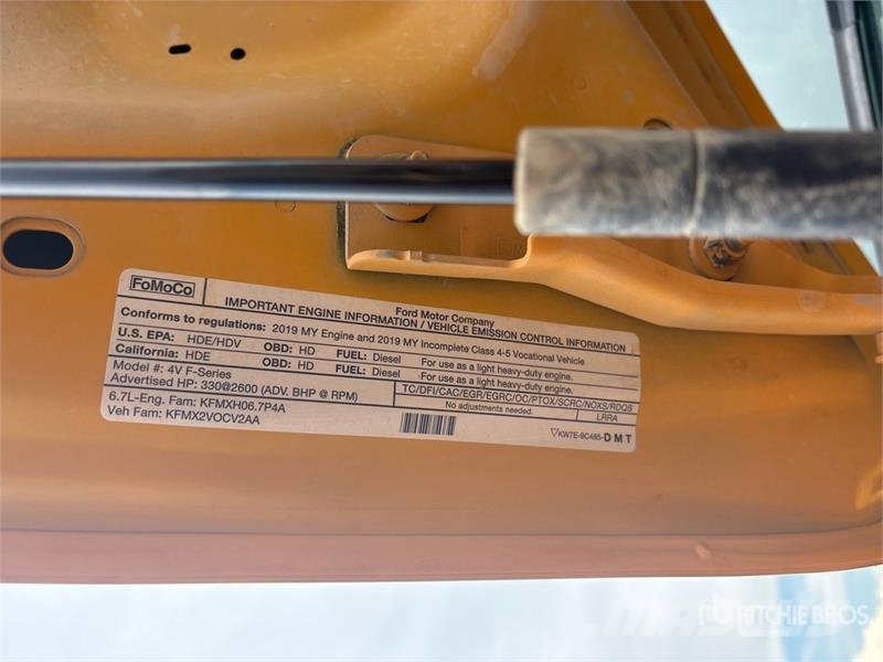 Ford F-250 XL 4x4 Snow Plow Truck 시립/다목적 차량