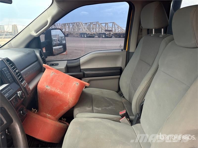 Ford F-250 XL 4x4 Snow Plow Truck 시립/다목적 차량