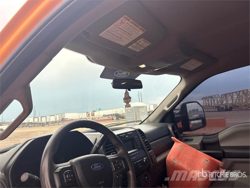 Ford F-250 XL 4x4 Snow Plow Truck 시립/다목적 차량
