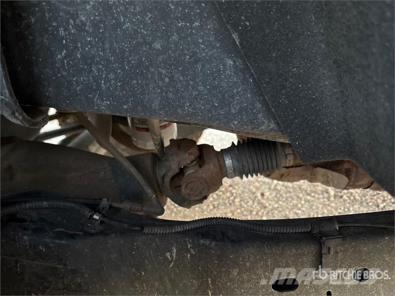 Ford F-250 XL 4x4 Utility Truck Furgonetas caja abierta