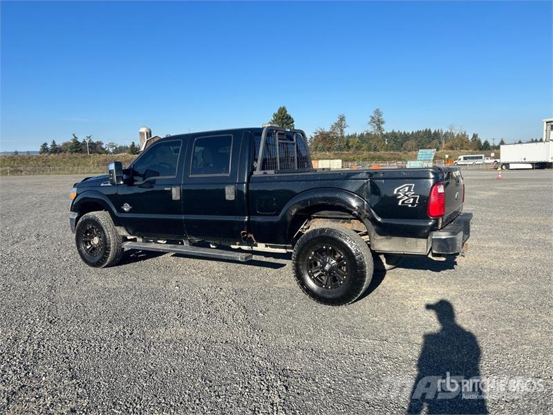 Ford F-250 XLT 4x4 Crew Cab Pickup Citi