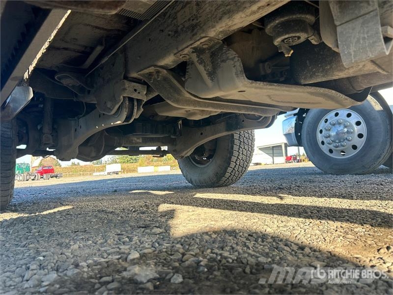 Ford F-250 XLT 4x4 Crew Cab Pickup Citi