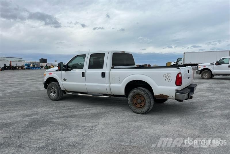 Ford F-250 XLT 4x4 Crew Cab Pickup Άλλα Vans