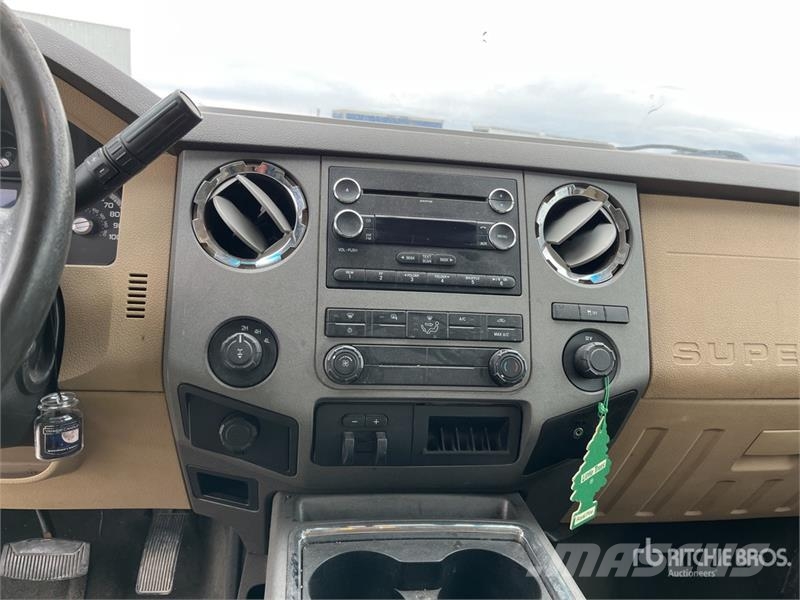 Ford F-250 XLT 4x4 Crew Cab Pickup Άλλα Vans